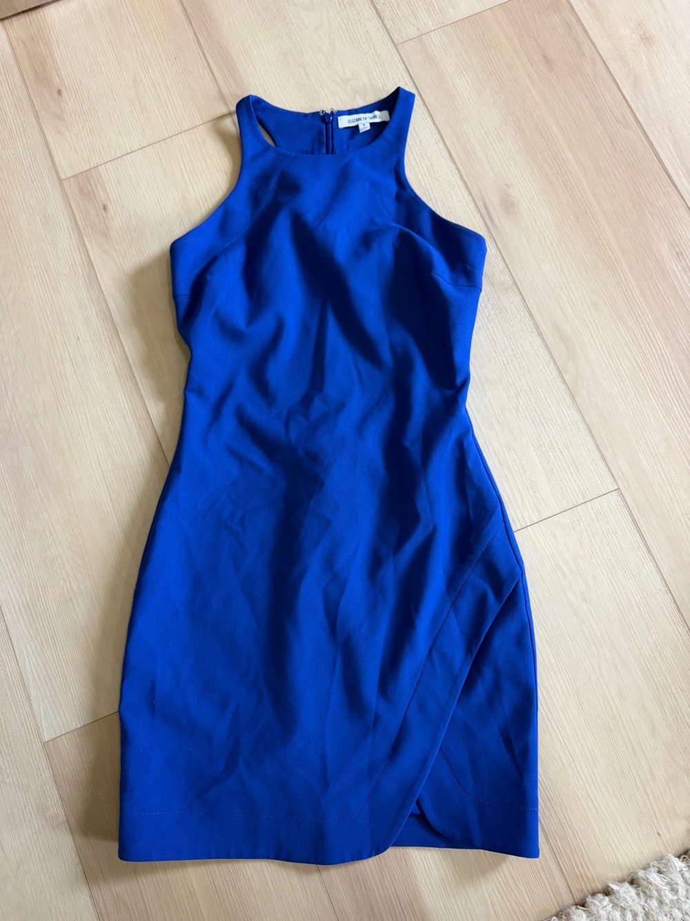 Elizabeth and James dress size 6